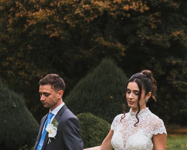 séance de couple en extérieur à l'automne