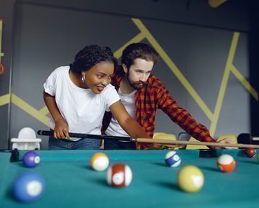 Assemblage et déménagement de table de billard à Anjou – Transport et installation spécialisés 