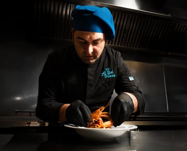 chef Vito Amodio impiatta il tagliolino allo scampone