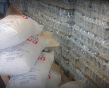 estoque de gelo e agua gelinho