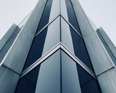 Colaborăm cu parteneri de elită pentru a asigura eficiență și siguranță în gestionarea documentelor