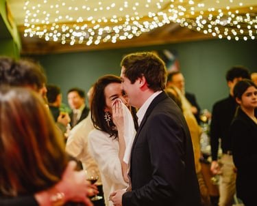 l'émotion de la mariée pendant un discours