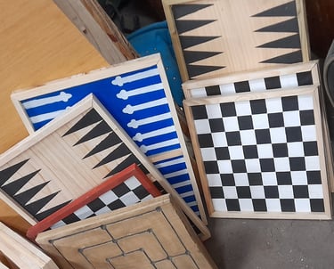 lot de plateaux de jeux anciens