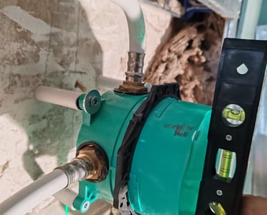 Pose de la robinetterie de salle de bain à Béthune par Carreno carrelage