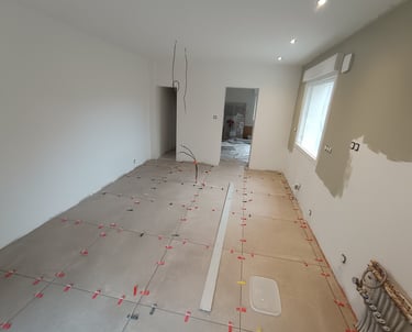 Détail carrelage sol posé à Beuvry par artisan carreleur