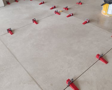 Gros plan sur les croisillons précis par Carréno carrelage à Béthune