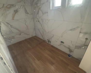 Travaux de pose de carrelage sdb réalisés à Noeux-les-Mines par Carréno, artisan carreleur local