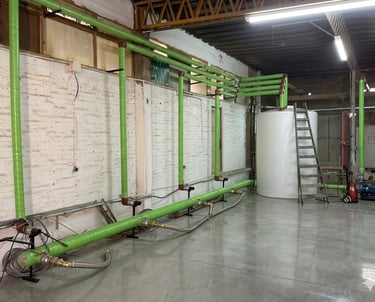 Instalacion de cañerias para enfriadores con tanque central realizadas por Cgkamm