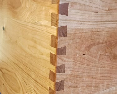 Cherry hope chest with dovetails