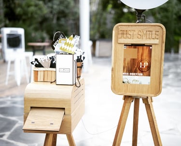 עמדת צילום , עמדת צילום לחתונות , עמדת צילום הכי יפה 