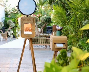 עמדת צילום , עמדת צילום לחתונות , עמדת צילום הכי יפה 