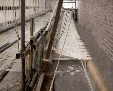 Handloom/Broadloom carpet weaving