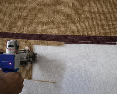 Handtufted carpet weaving