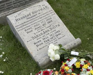 The grave of Herbert Smith