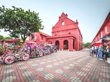 Discover hot deals of Malacca holiday packages. Book now and save more