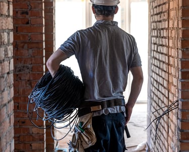 electrician in solihull doing house rewiring service