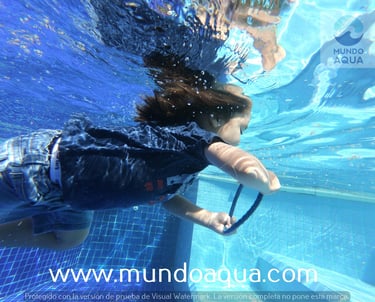 clases de natación para bebés en Mérida