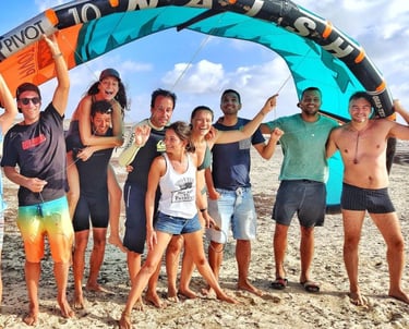 Despedida de agosto, uno de los mejores meses para aprender a hacer kitesurf en Fuerteventura