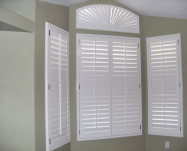 semi open louver arch