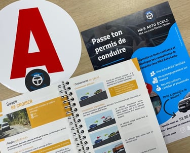 flyer passe ton permis carnet de code la route et pastille A jeune conducteur