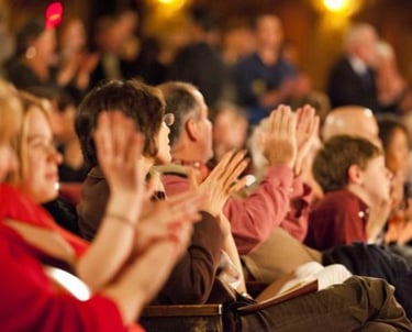 applaudissement-spectacle-magie-