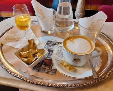 Kaffee bei Caffè Florian in Venedig
