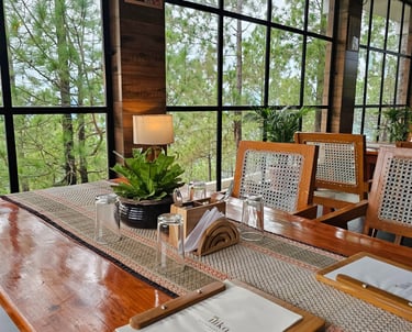 Restaurant and Cafe in Pauri