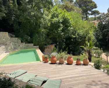 Piscine terrasse Location Maison Vacances Bastide La Courlette Marseille vue panoramique avec vue