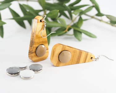 triangular shaped olive wood earrings with 2 pairs on inox  decorations