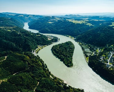 Niederösterreich, Donau durchquert den Strudengau