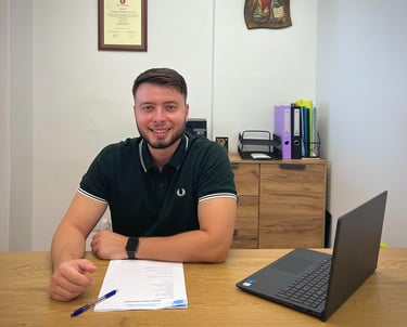 Δημήτρης Σταυρακάκης Θεραπαιδική Χαρά