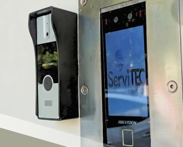 Sistema de control de acceso electrónico para edificios corporativos