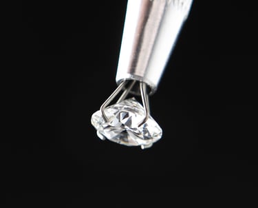 Briliantas gnybtuose