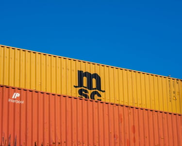 Contenedores de importación para transporte y abastecimiento internacional