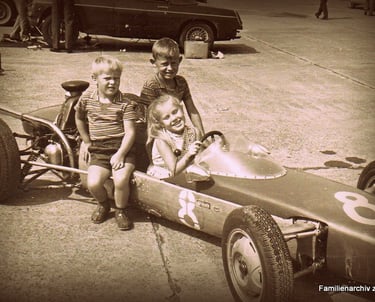 Flugplatz Zeltweg, 1966, Formel Baby - Wolfgang, Tscho, Milena Findeis