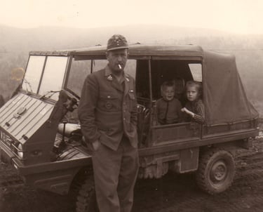 Johann, Wolfgang und Milena Findeis, Puch Haflinger, Truppenübungsplatz Schmelz 1967