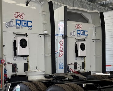 2 Tractocamiones Kenworth con unidad de Aire Acondicionado 12V