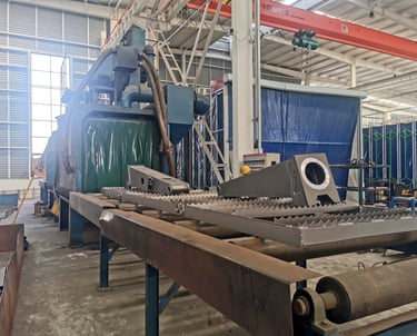 sandblasting workshop of truck crane
