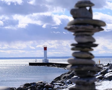 Akmenų bokštas ir švyturys – kelias į aiškumą, inovacijas ir finansinį saugumą