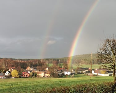 Regenbogen am Vereinshaus