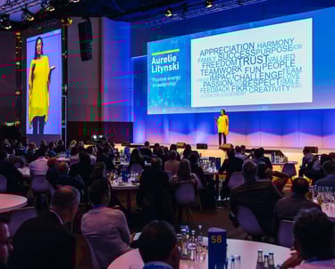 Aurelie Litynski Signature Keynote on Leading with EI in the Age of AI