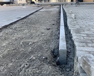 Встановлення бордюрів та поребриків