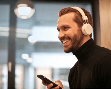 Learning French with immersive stories