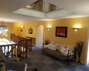 Mezzanine avec canapé et 2 fauteuils