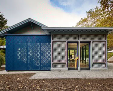 Photo de la salle prise de l'extérieur 2