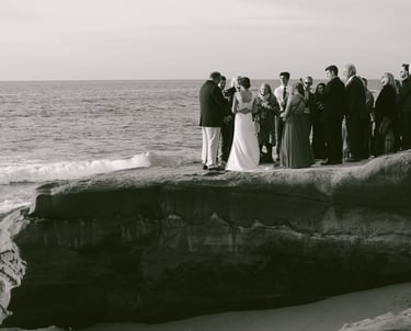 micro wedding at Windansea beach, la jolla, @sddweddings
