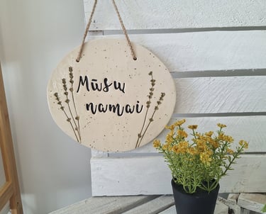 Iškabos namams