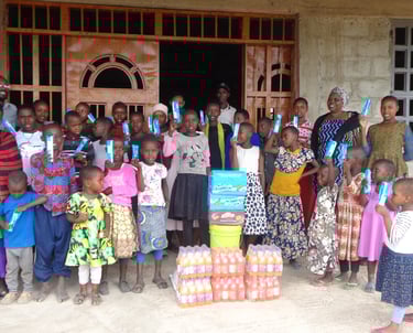 Children feel happy to receive food