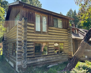 Log home in Courtenay on Vancouver Island before it was restored by Embassy Restorations 