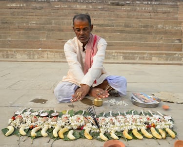 Pandit ji in Ghaziabad for cremation 
